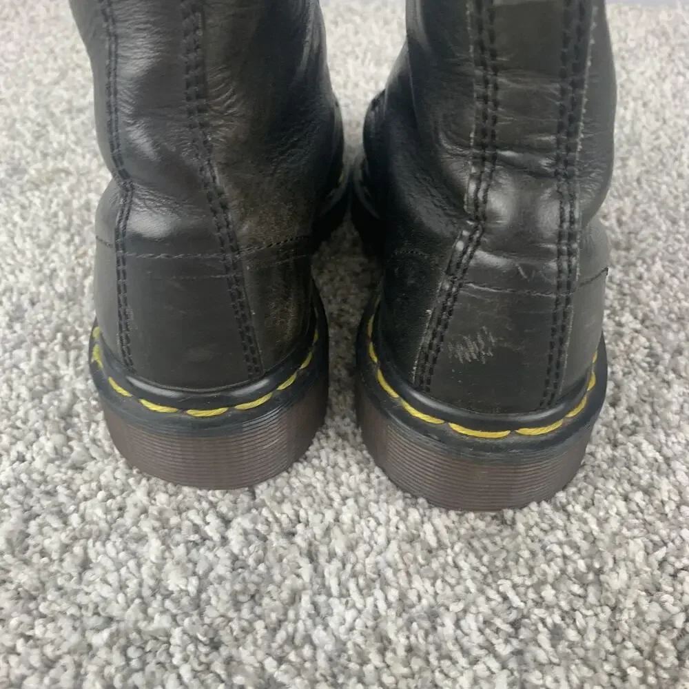Vintage Dr. Martens Girls Combat Boots Size 3 Black Made in England Leather 1460